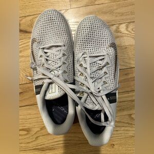 NIKE WOMEN METCON CREAM/BLACK/GOLD SNEAKER (9)